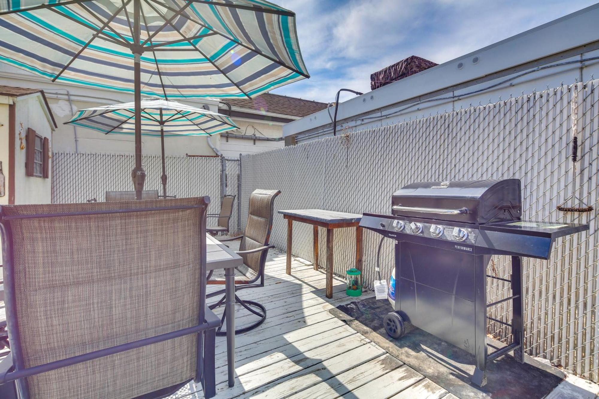 Pet-Friendly Apartment In Wildwood Less Than 1 Mi To Beach ภายนอก รูปภาพ